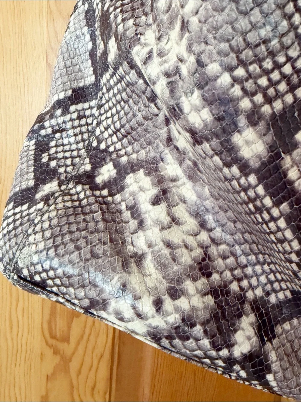 Michael Kors Matilda Snakeskin Embossed Handbag Leather Hobo Tote Statement Chic